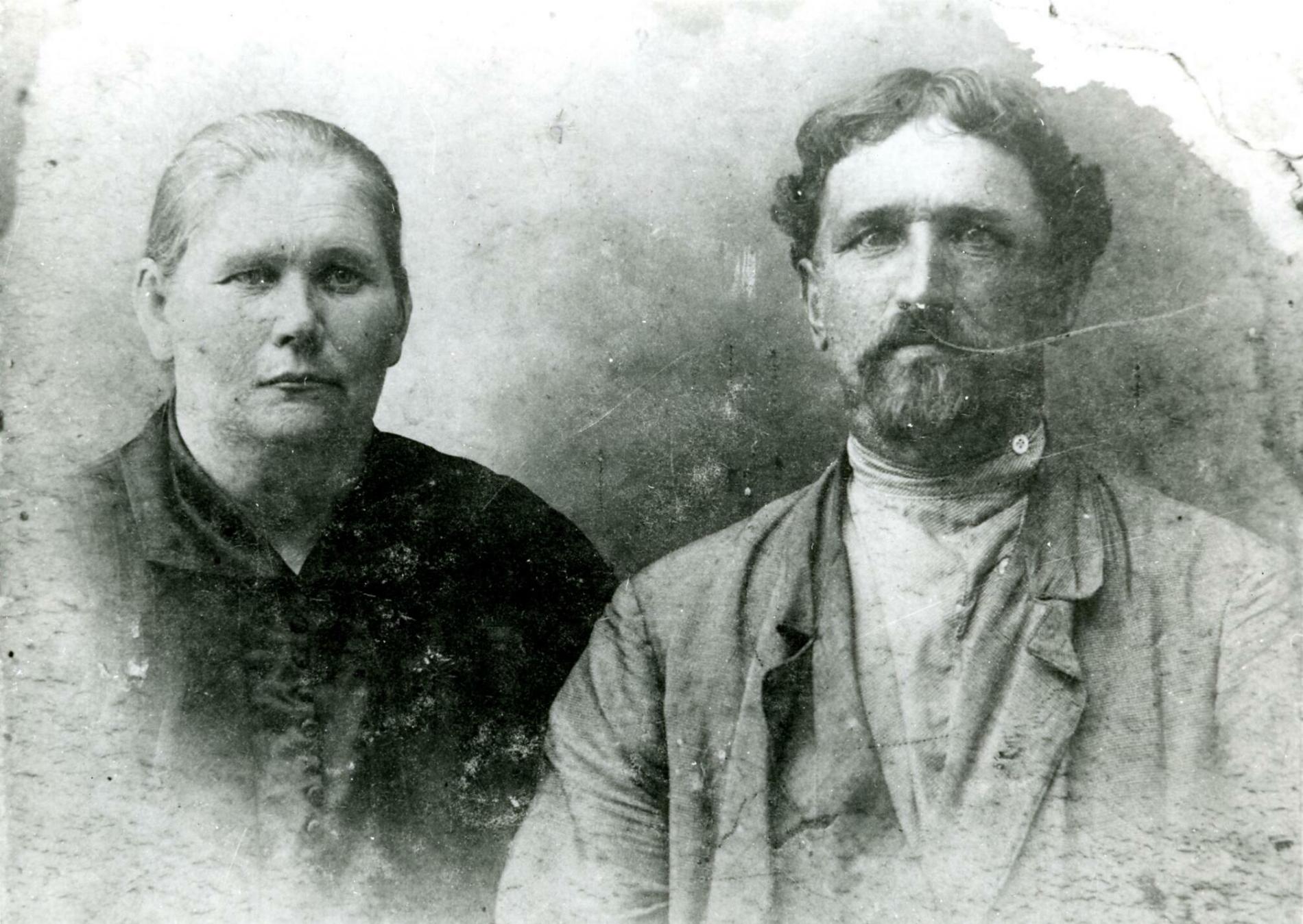 Родители В.Я. Ерошенко (фото из личного архива Б.И. Осыкова)